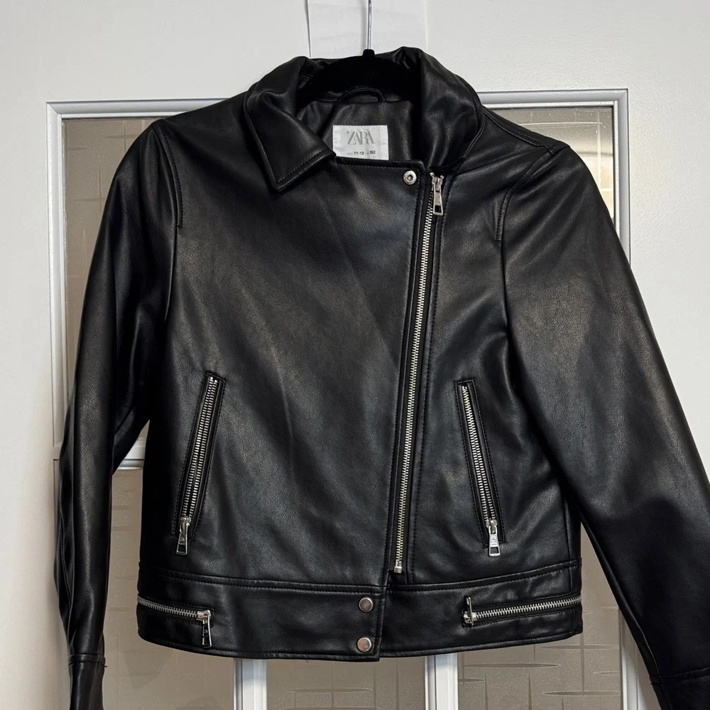 Zara Sleek Black Biker Jacket